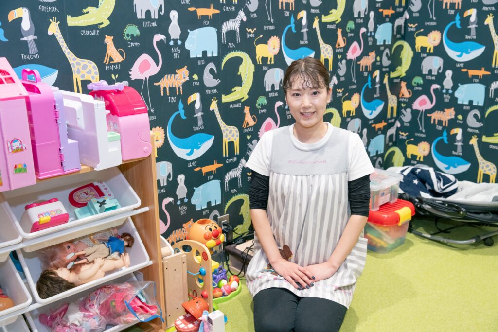 「お子様が小さいから歯医者に行けない…」そんな心配は無用です